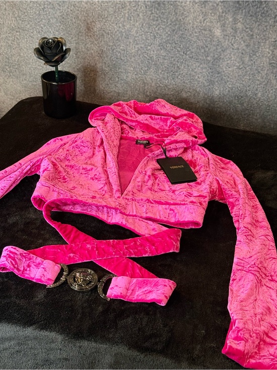 Versace Tops - Versace Runway Pink Crushed Velvet Cropped Hoodie with Medusa Belt